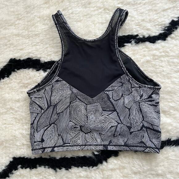 Lululemon Get It Om Longline Sports Bra in Mini Dottie Tribe - Picture 5 of 8